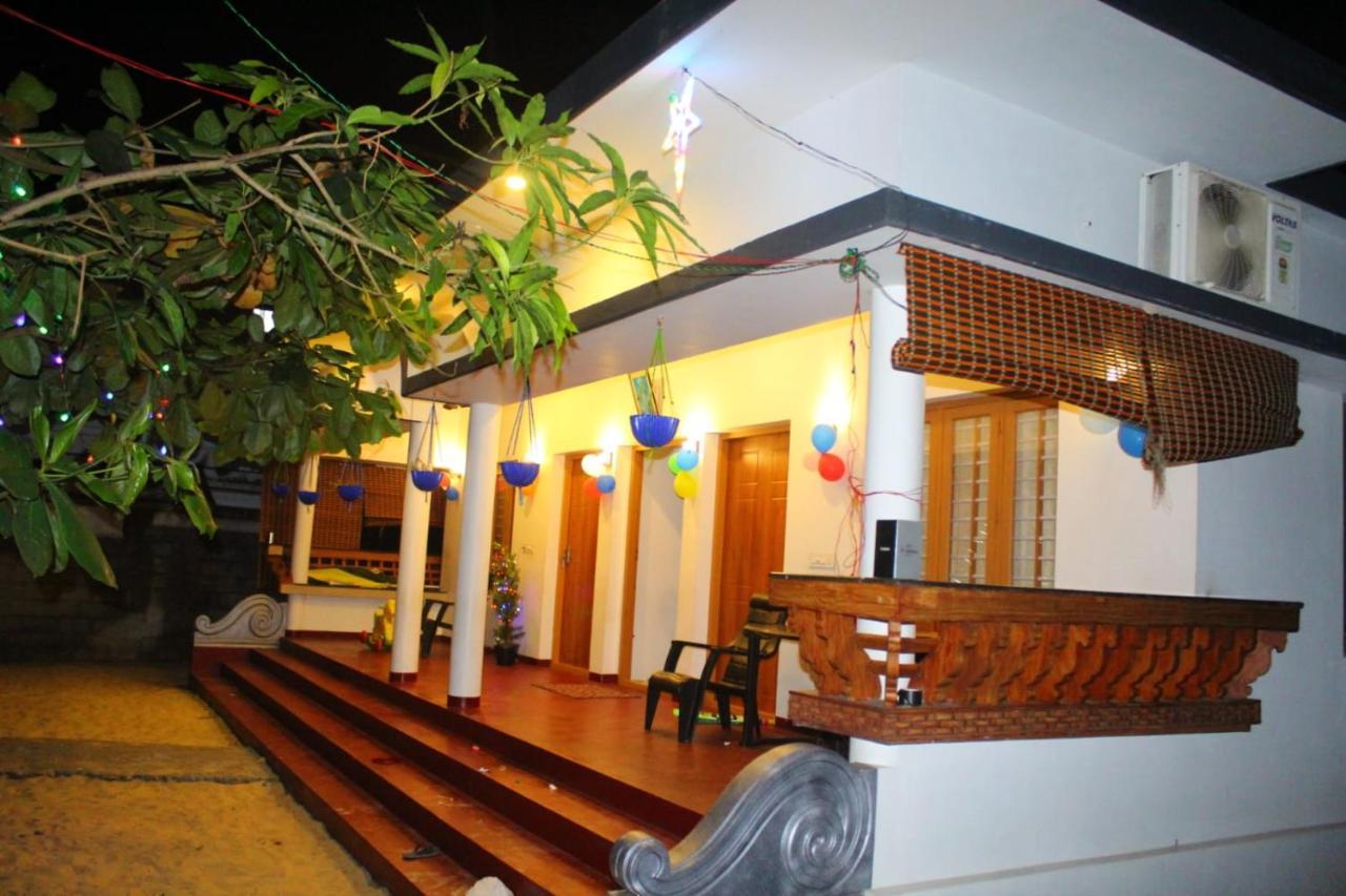 Marari Anna Beach Villa Mararikulam Exteriér fotografie