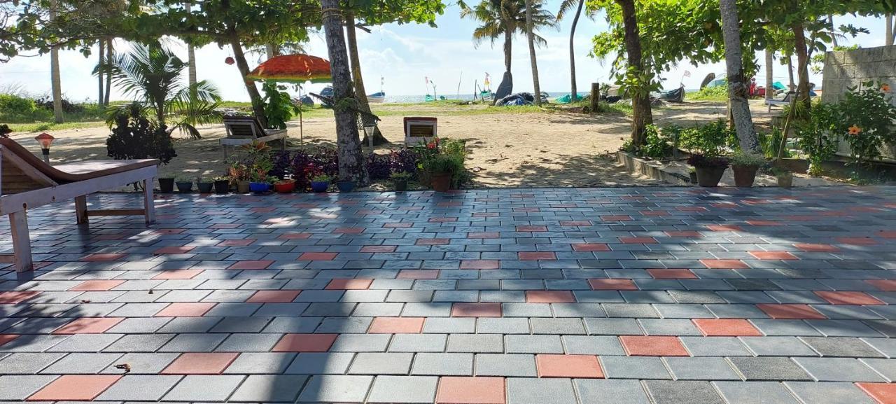 Marari Anna Beach Villa Mararikulam Exteriér fotografie