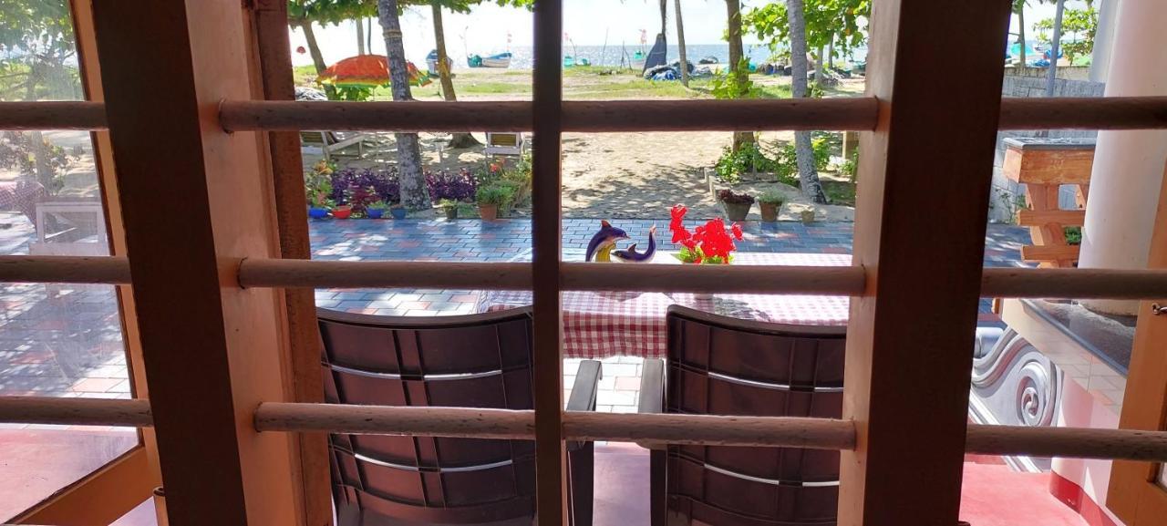 Marari Anna Beach Villa Mararikulam Exteriér fotografie