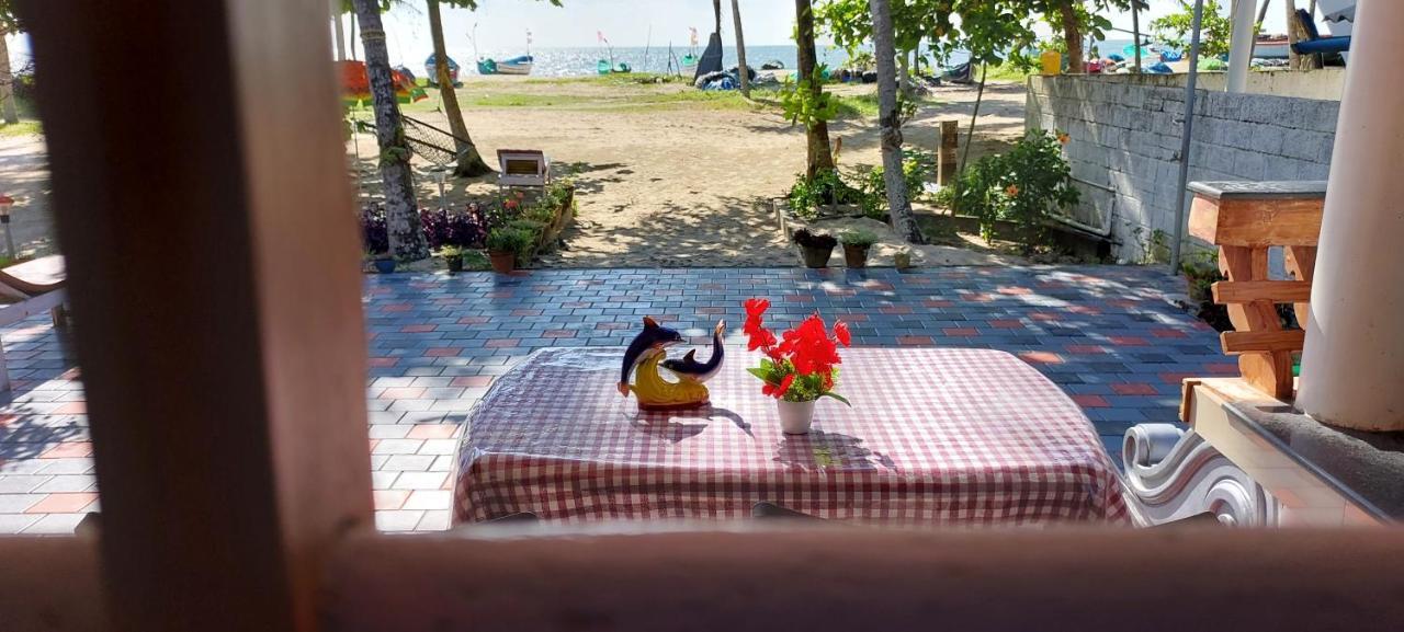 Marari Anna Beach Villa Mararikulam Exteriér fotografie