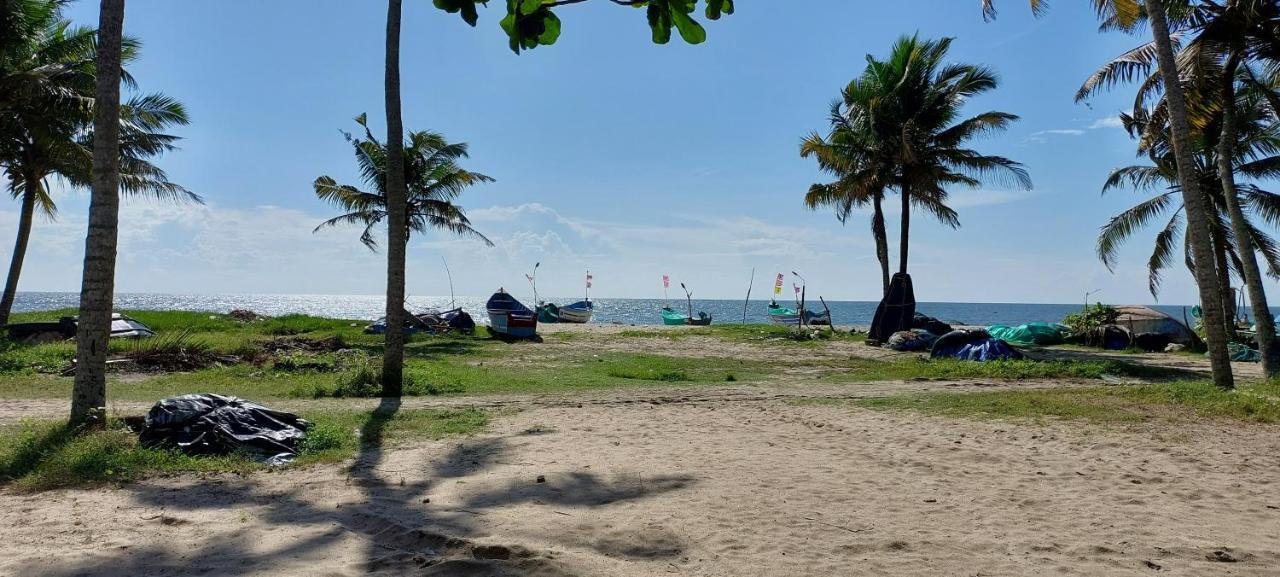 Marari Anna Beach Villa Mararikulam Exteriér fotografie