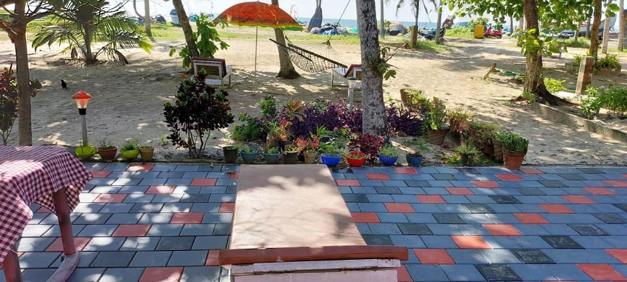 Marari Anna Beach Villa Mararikulam Exteriér fotografie